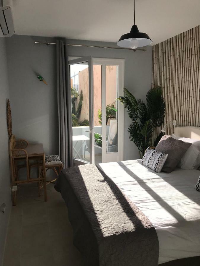 Appartement Plein Centre Saint Florent Face Au Port Экстерьер фото